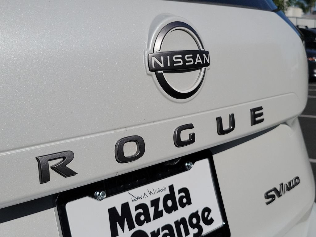 Used 2024 Nissan Rogue SV AWD/4WD image 28