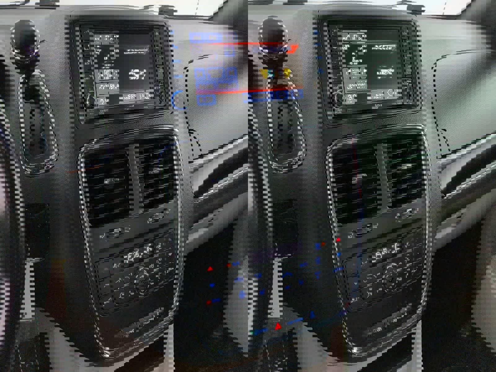 Used 2019 Dodge Grand Caravan SXT w/ Driver Convenience Group image 27