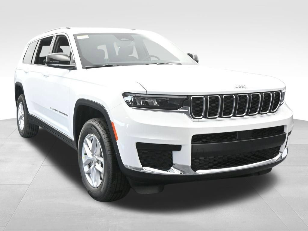 Used 2024 Jeep Grand Cherokee L Laredo w/ Luxury Tech Group I image 9