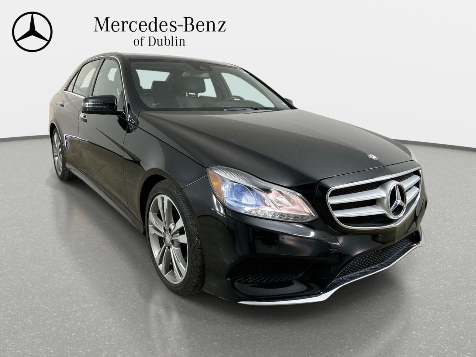 Used 2016 Mercedes-Benz E 350 4MATIC Sedan image 3