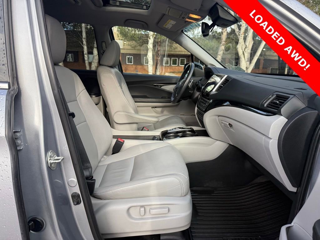 Used 2017 Honda Pilot Touring image 12