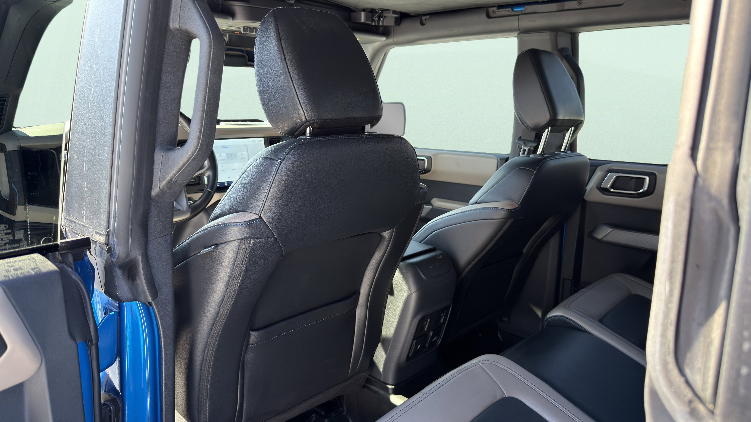 Used 2022 Ford Bronco Wildtrak image 32