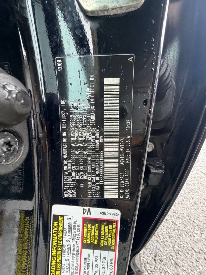 Used 2010 Toyota Venza AWD image 11