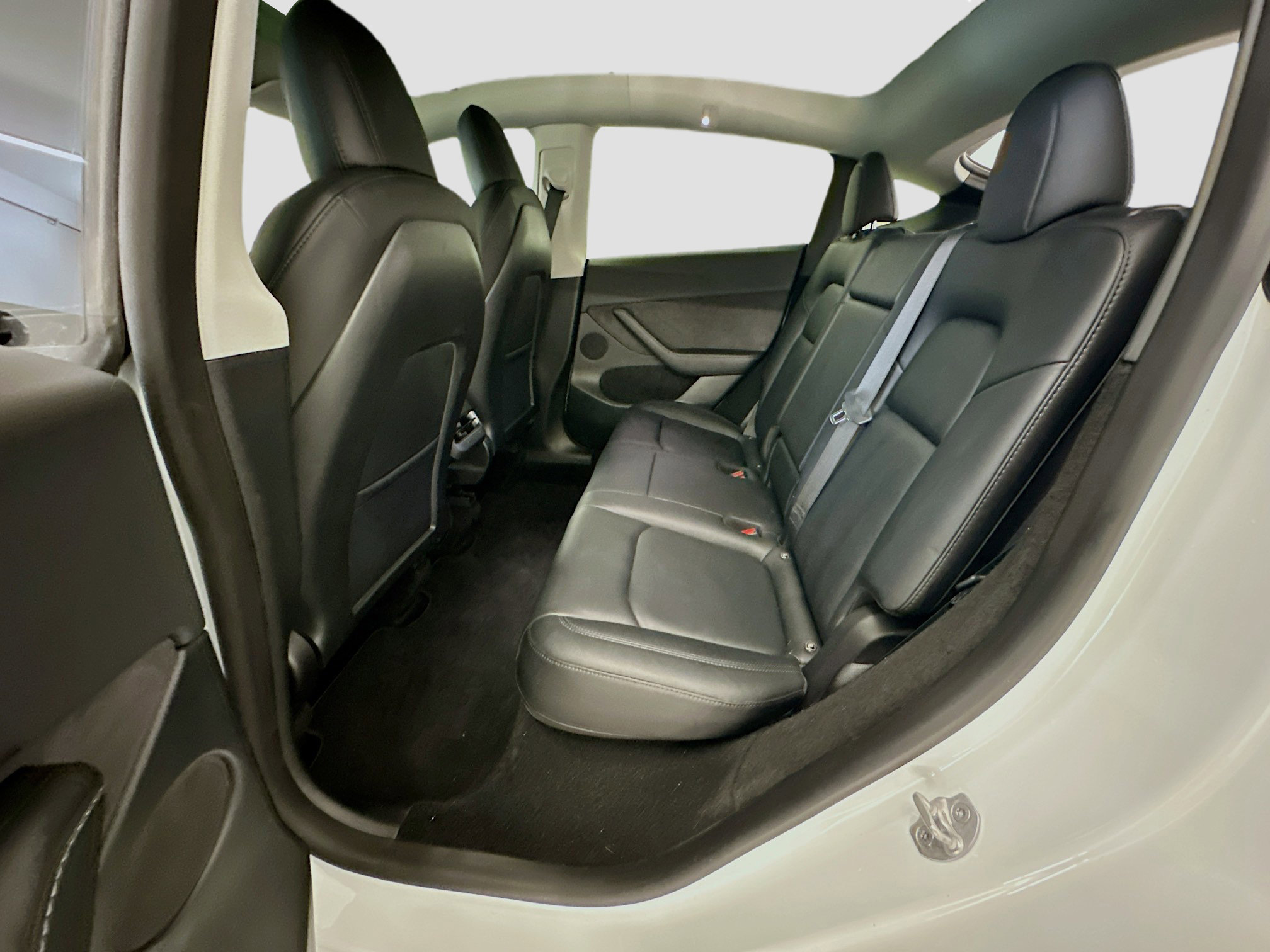 Used 2023 Tesla Model Y Performance image 28