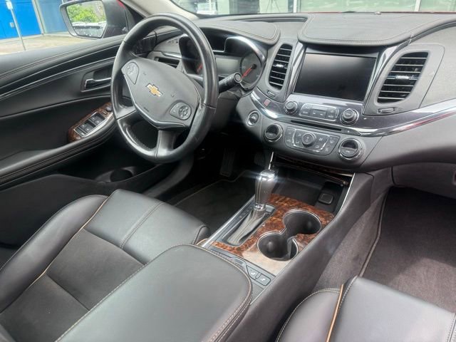 Used 2015 Chevrolet Impala LT FWD image 7