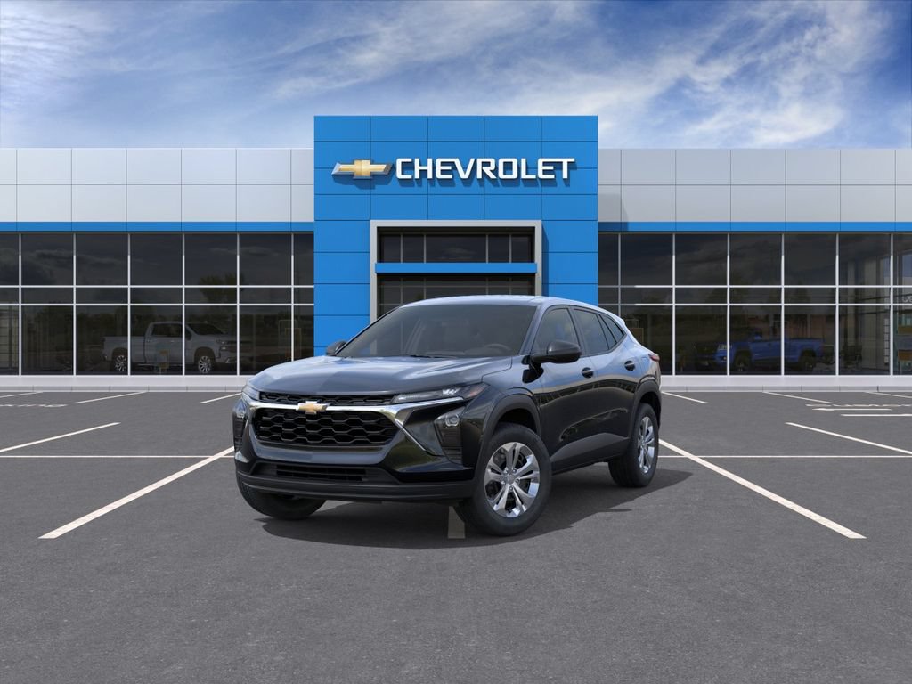 New 2026 Chevrolet Trax LS w/ Driver Confidence Package FWD image 8