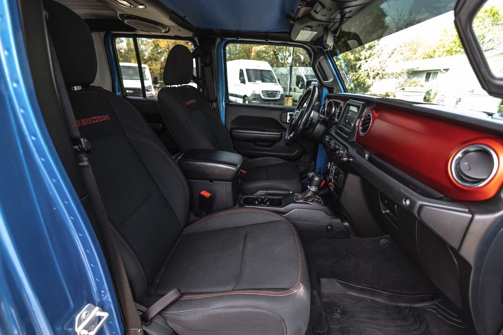 Used 2020 Jeep Gladiator Rubicon w/ Trailer Tow Package AWD/4WD image 30
