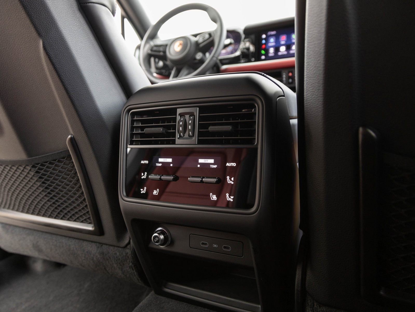 Certified 2026 Porsche Cayenne Coupe AWD/4WD image 28