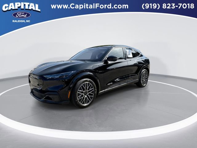 Certified 2025 Ford Mustang Mach-E Premium AWD/4WD image 4