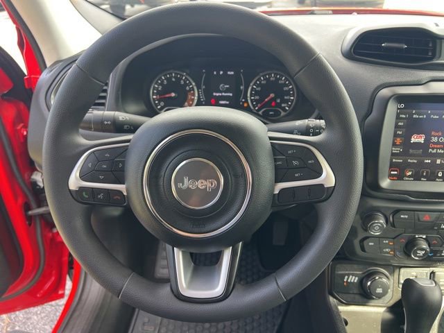 Used 2023 Jeep Renegade Latitude AWD/4WD image 10