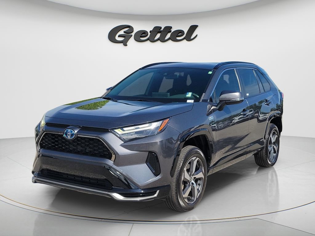 Used 2022 Toyota RAV4 SE w/ Weather & Moonroof Package AWD/4WD image 1