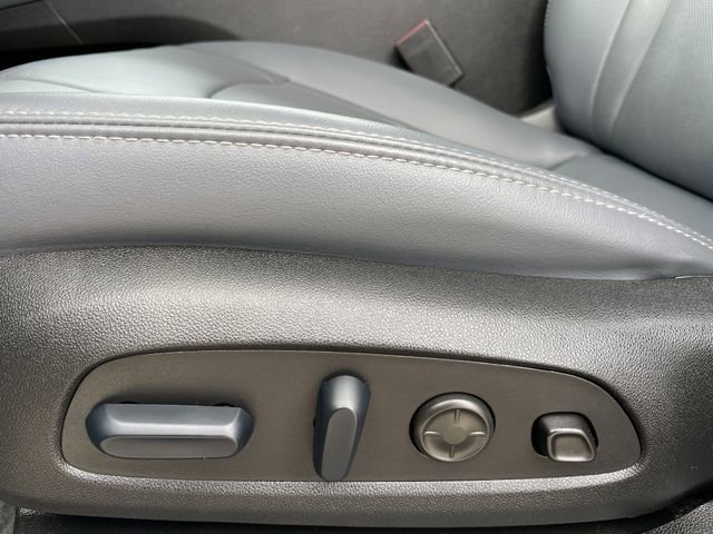 Used 2024 Buick Enclave Premium image 25