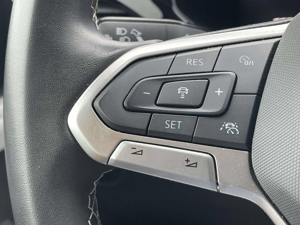 Certified 2024 Volkswagen Taos S FWD image 26