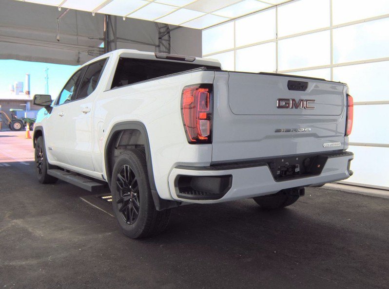 Used 2022 GMC Sierra 1500 Elevation RWD image 3