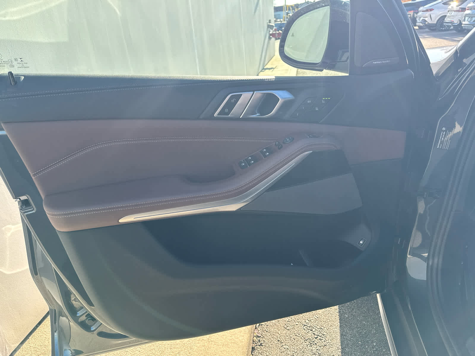 Used 2021 BMW X5 xDrive45e w/ Executive Package image 12