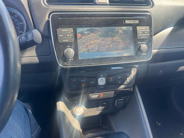 Used 2018 Nissan Leaf SV w/ Protection Package image 12