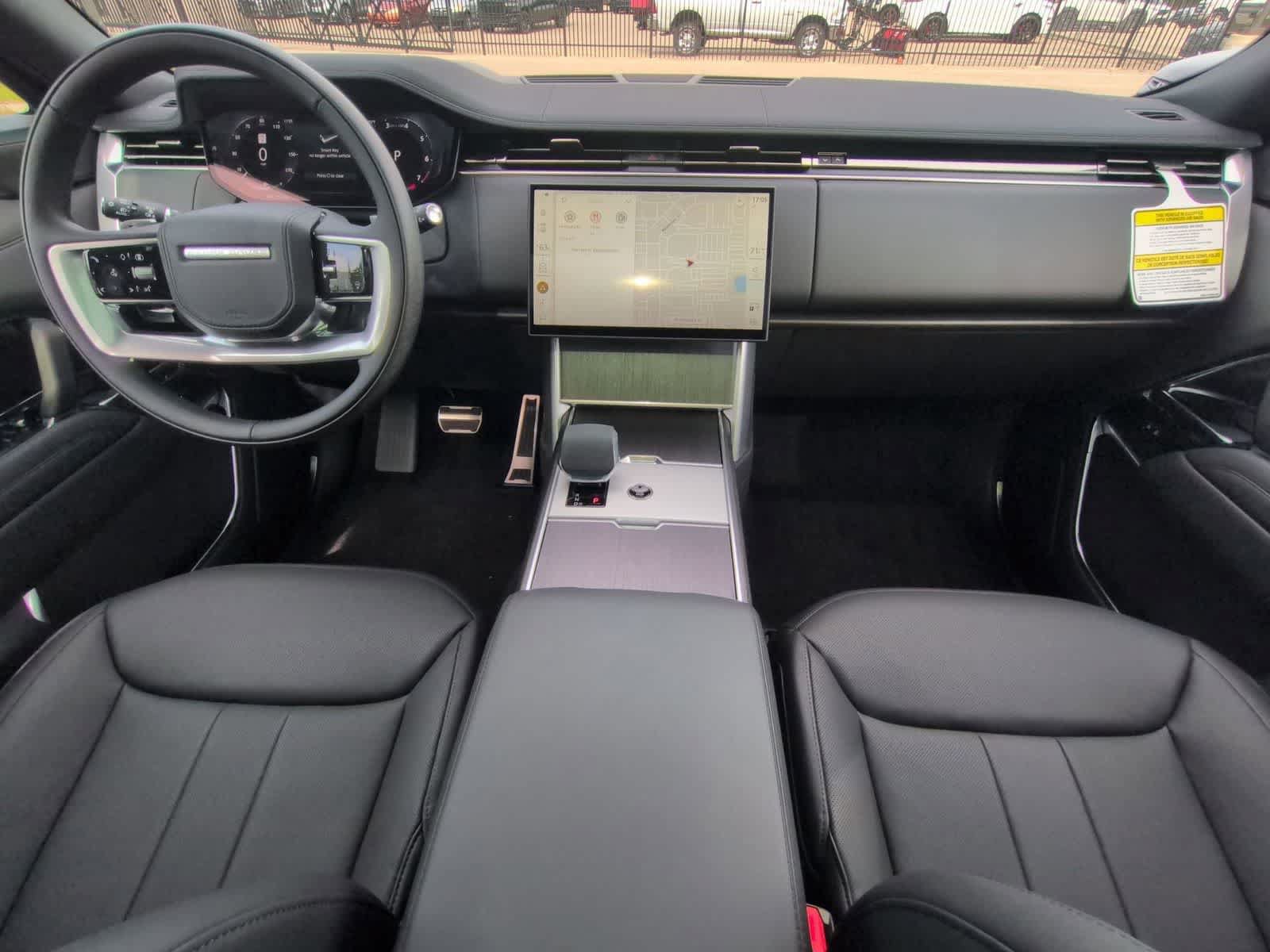 New 2026 Land Rover Range Rover Long Wheelbase SE AWD/4WD image 15