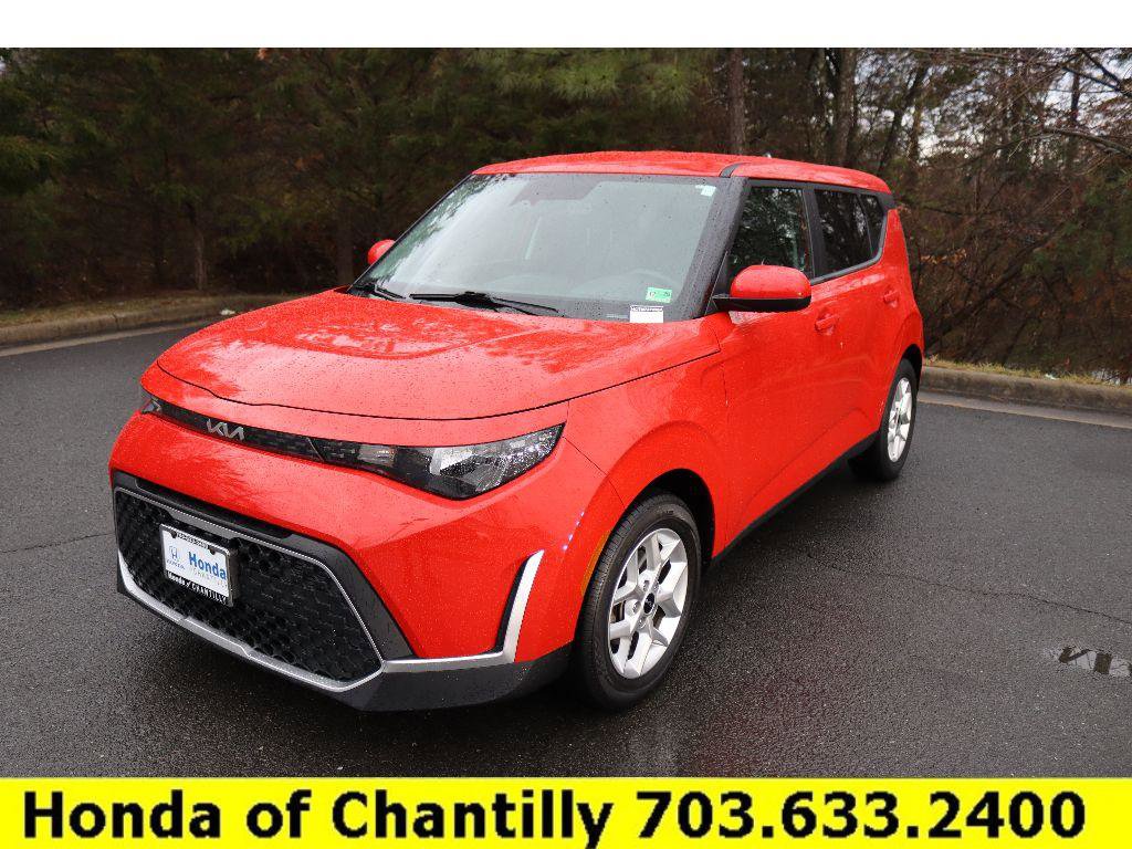 Used 2023 Kia Soul S image 3