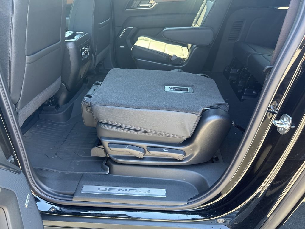 New 2025 GMC Yukon XL Denali w/ Sun & Power Step Package image 56