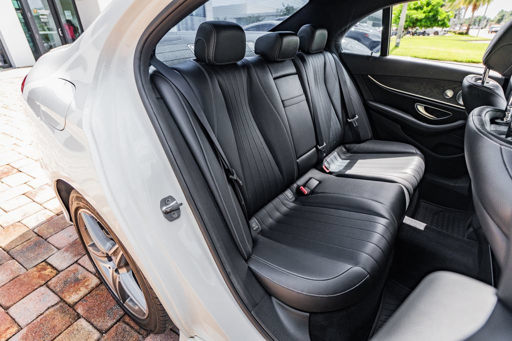 Used 2017 Mercedes-Benz E 300 4MATIC image 38