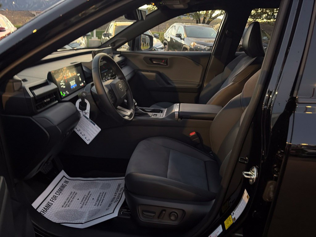 Used 2026 Toyota RAV4 XSE w/ Weather Package AWD/4WD image 23