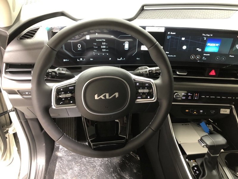 New 2026 Kia Carnival SX Prestige image 28