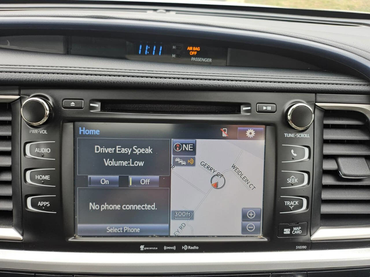 Used 2019 Toyota Highlander XLE image 19