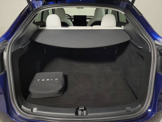 Used 2024 Tesla Model Y Long Range AWD/4WD image 7