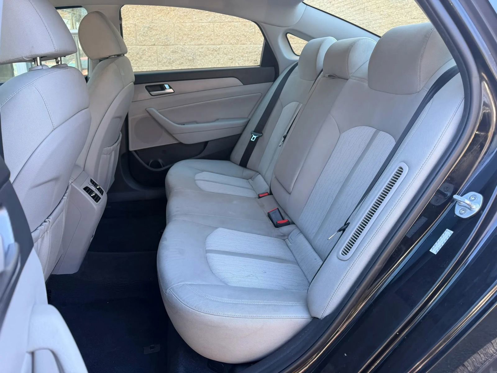 Used 2019 Hyundai Sonata Plug-In Hybrid image 10