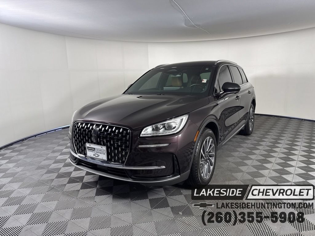 Used 2023 Lincoln Corsair Reserve w/ Equipment Group 201A AWD/4WD image 1