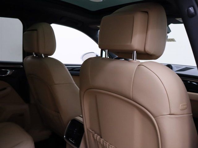 New 2024 Porsche Macan image 25