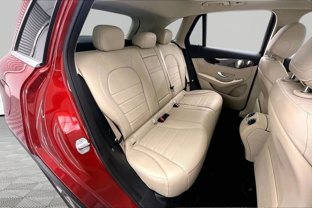 Used 2017 Mercedes-Benz GLC 300 4MATIC image 27