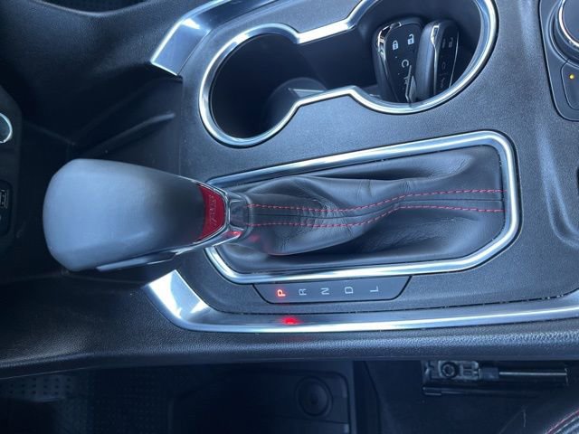 Used 2023 Chevrolet Traverse RS image 17