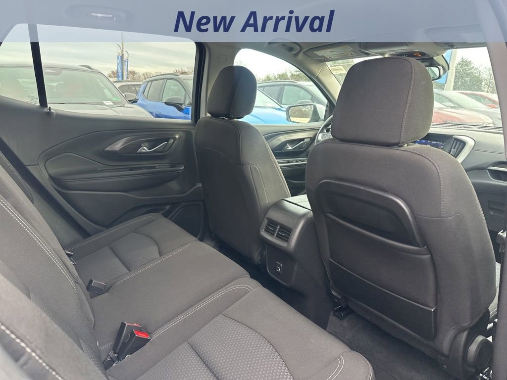 Certified 2024 GMC Terrain SLE image 9