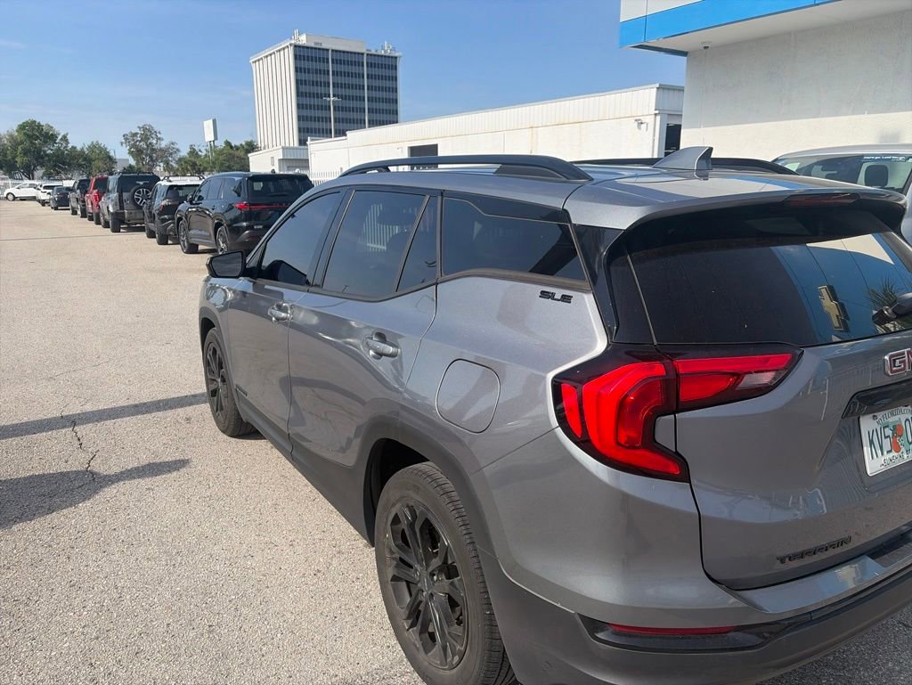 Used 2020 GMC Terrain SLE w/ Elevation Edition FWD image 6