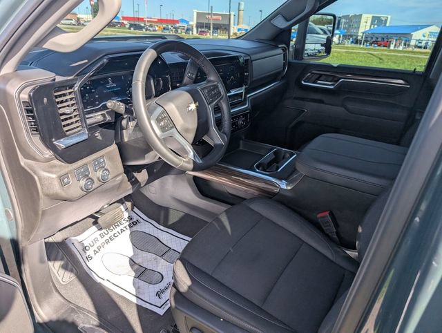 Used 2025 Chevrolet Silverado 3500 LT w/ All Star Edition AWD/4WD image 16