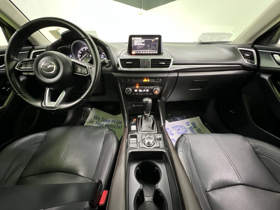 Used 2017 MAZDA MAZDA3 Grand Touring FWD image 18