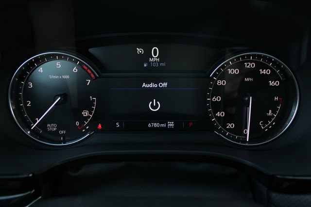 Used 2025 Cadillac XT6 Luxury AWD/4WD image 13