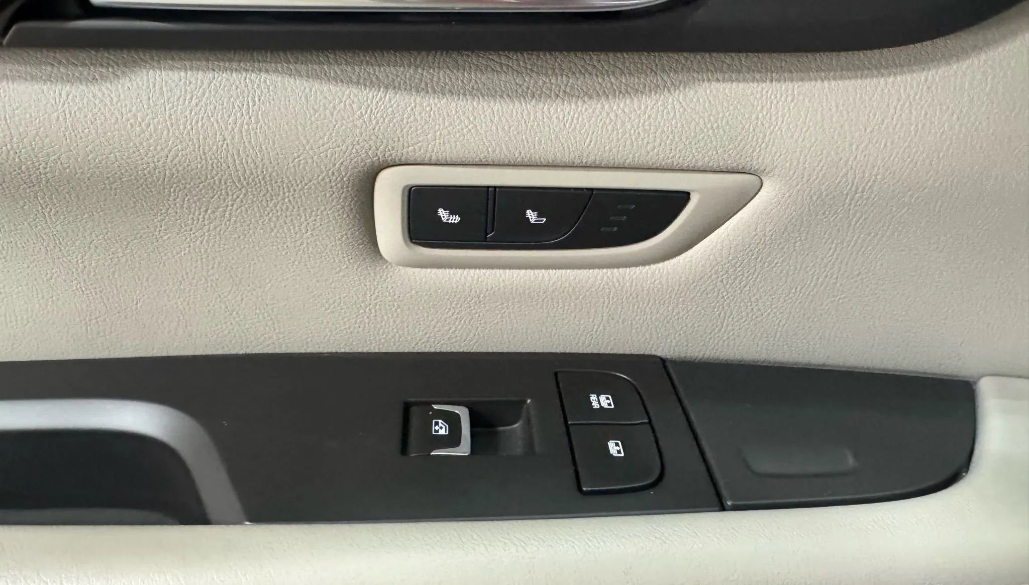 Used 2017 Cadillac CT6 Premium Luxury w/ Driver Assist Package image 13