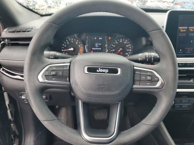 Used 2022 Jeep Compass Latitude image 25