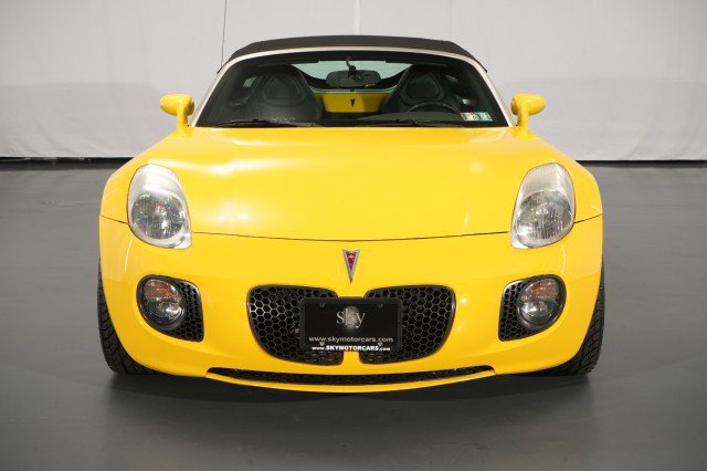 Used 2007 Pontiac Solstice GXP w/ Premium Package RWD image 9