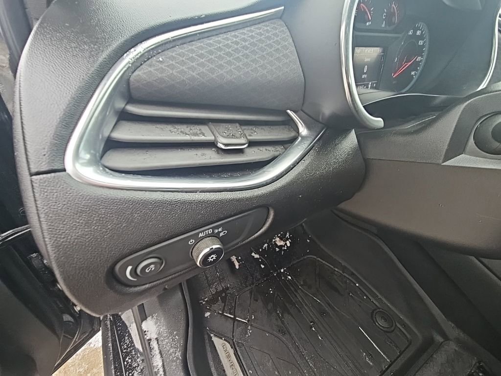 Used 2019 Chevrolet Malibu LT image 25