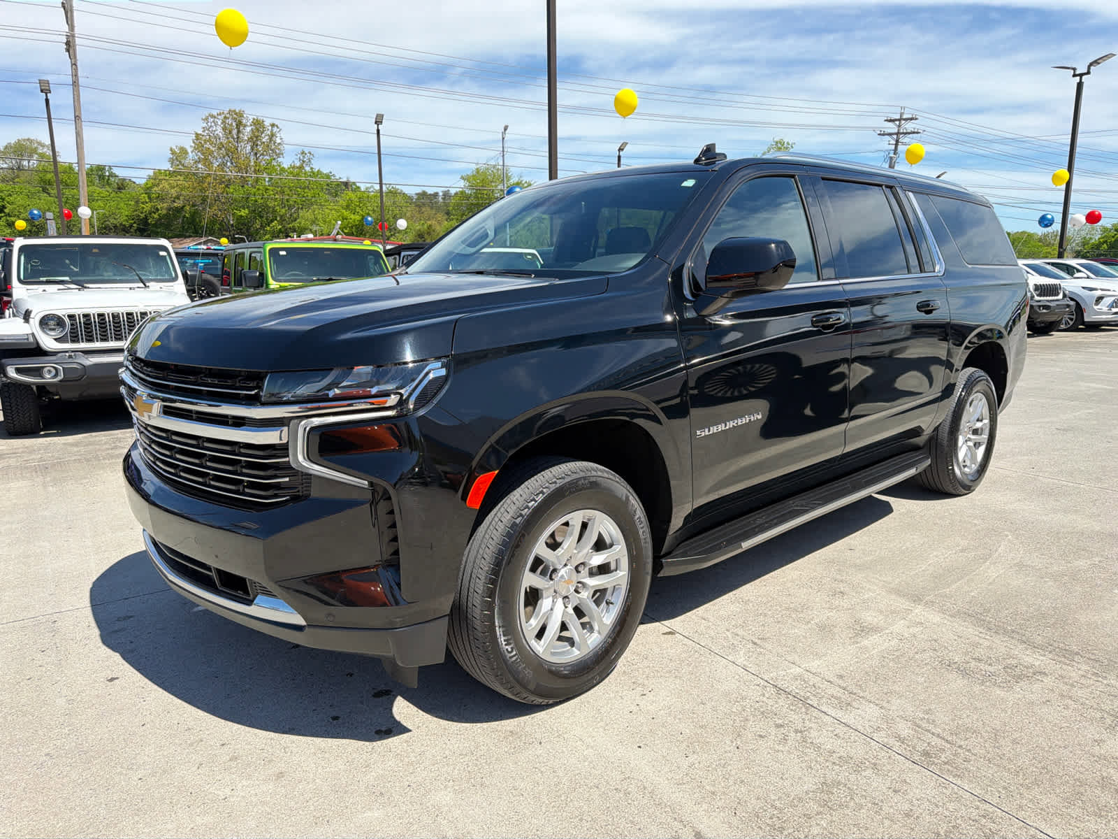 Used 2024 Chevrolet Suburban LT AWD/4WD image 1