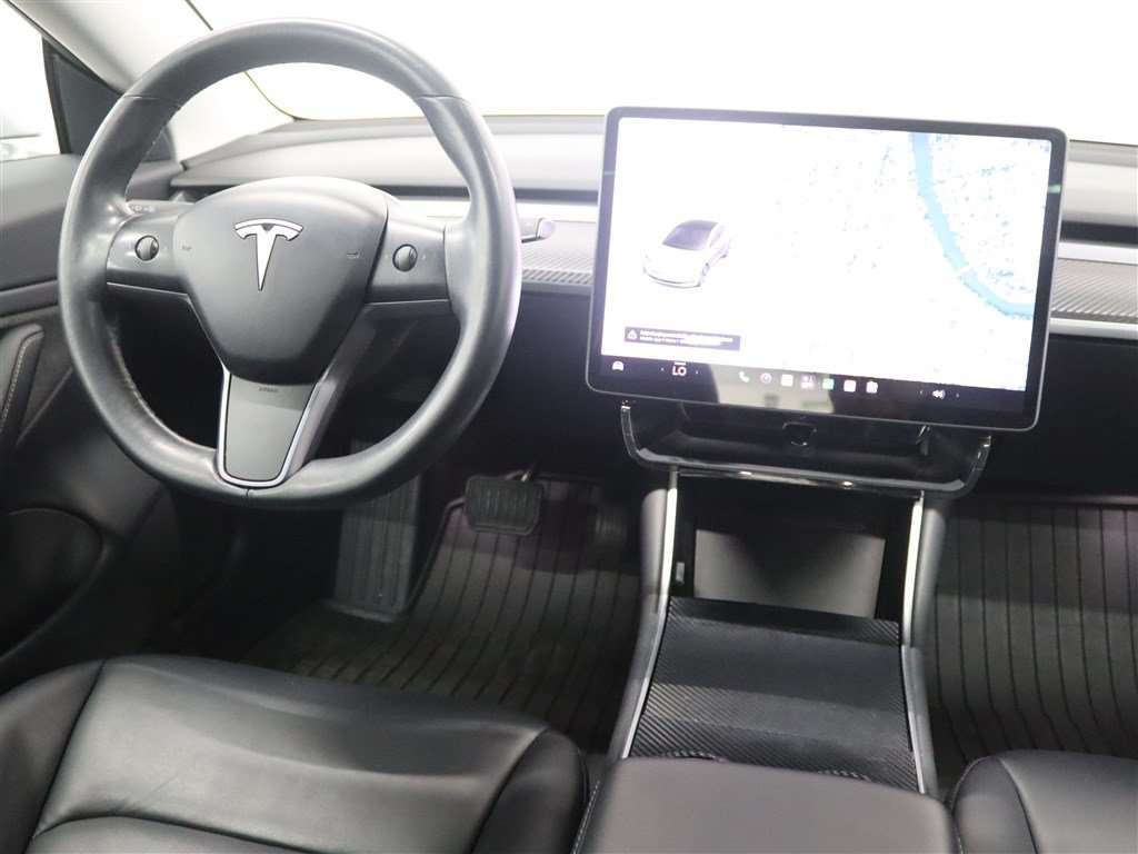 Used 2018 Tesla Model 3 Long Range RWD image 21