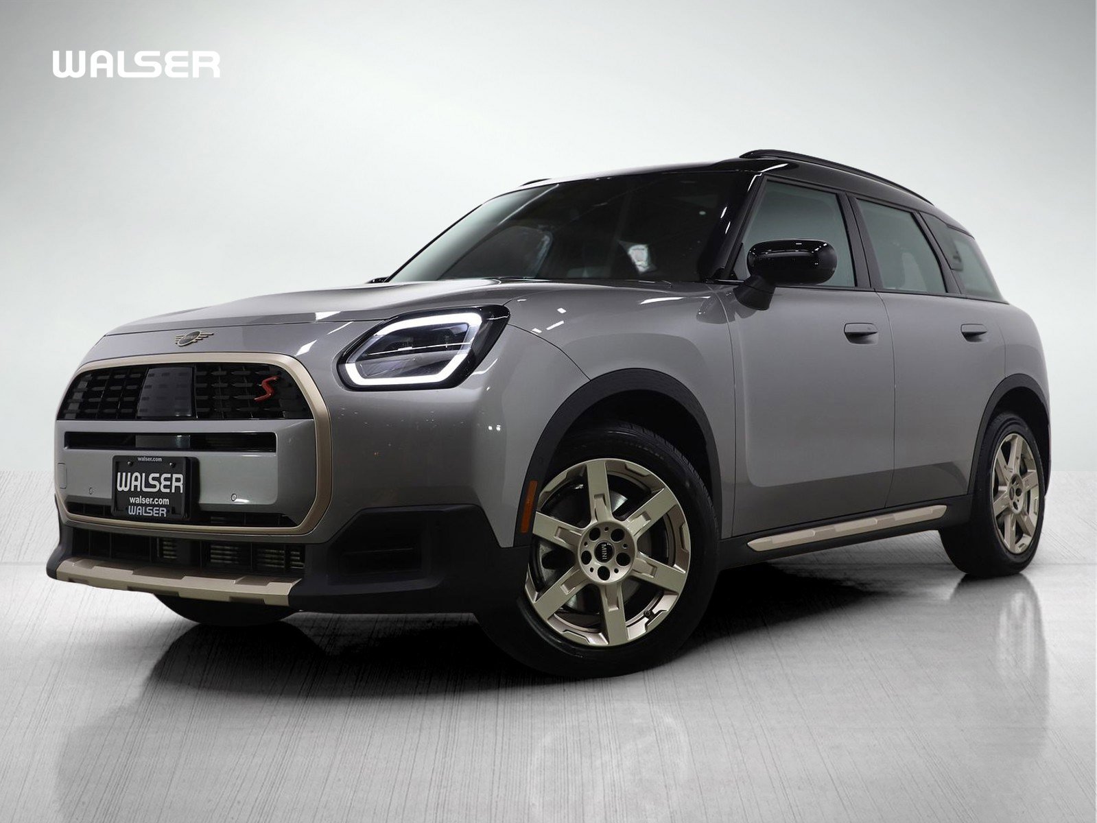 Used 2025 MINI Cooper Countryman S image 1
