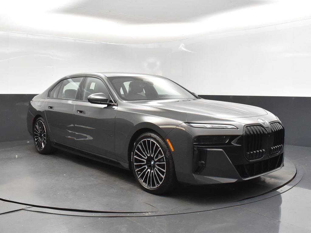 New 2026 BMW 740i w/ Executive Package image 9