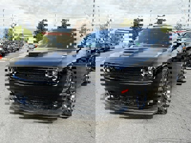 Used 2023 Dodge Challenger R/T w/ T/A Package image 10