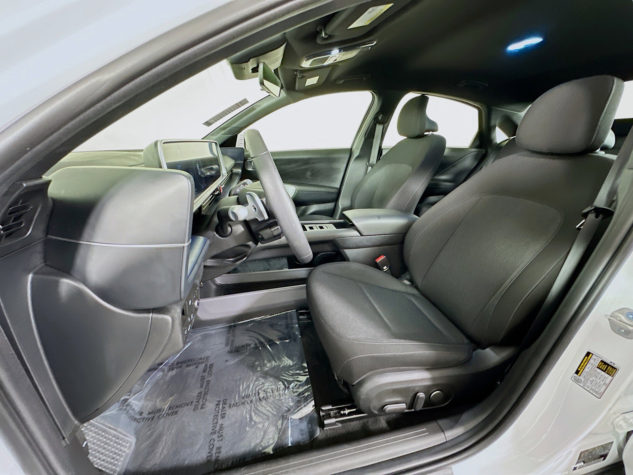 Used 2024 Hyundai Ioniq 6 SE image 12