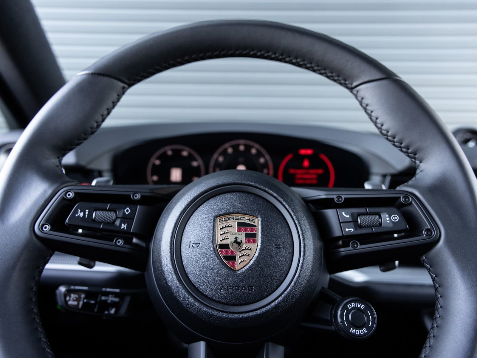 Certified 2026 Porsche Cayenne Coupe image 14