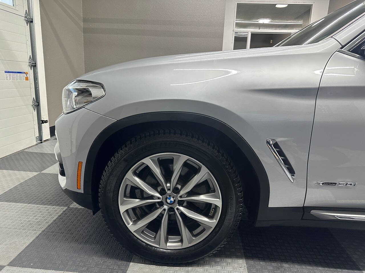Used 2018 BMW X3 xDrive30i image 13